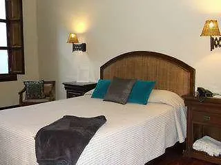 Hotell Rua Villar 3*